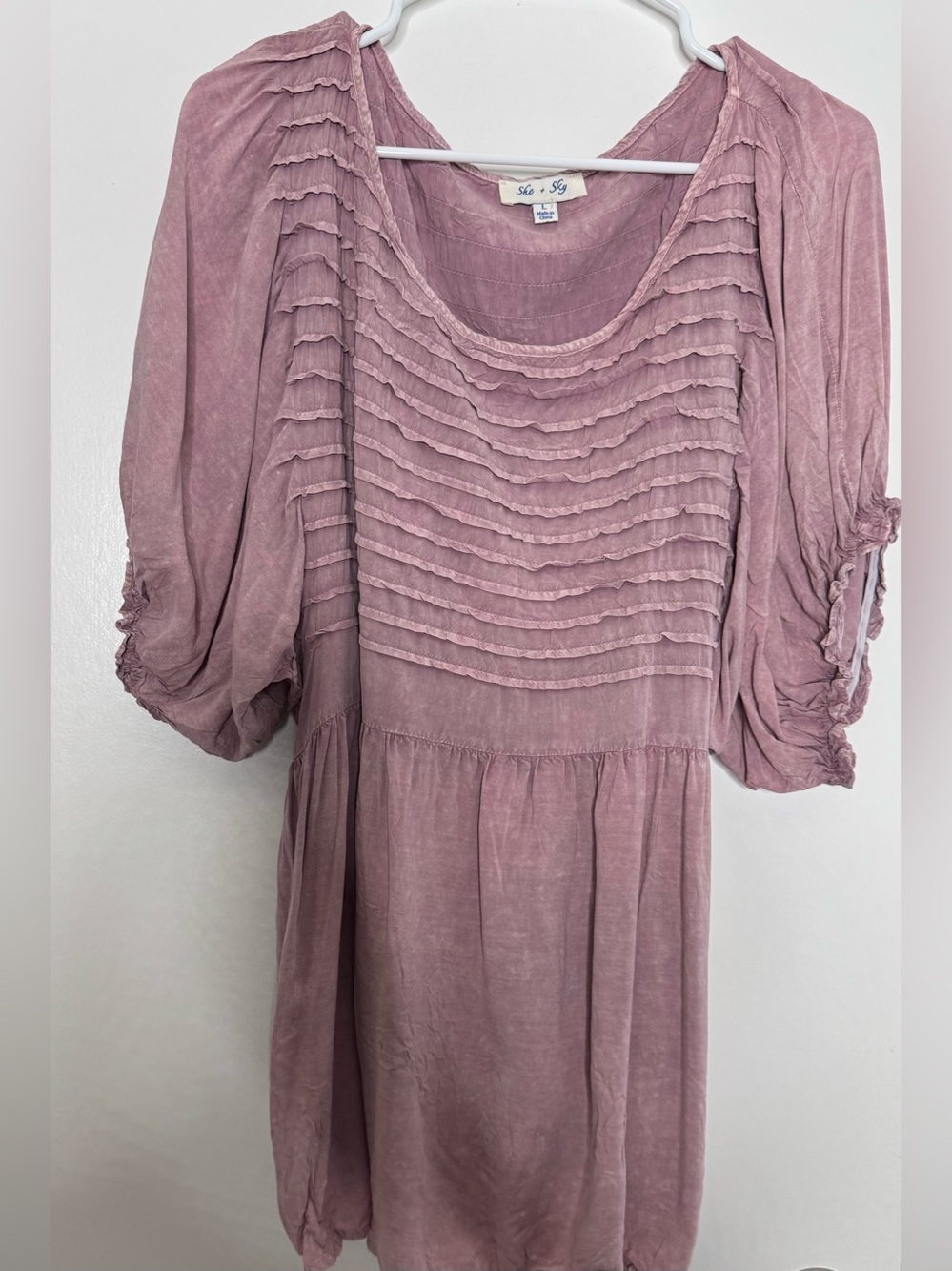 She + Sky Mauve Pintuck Peasant Tunic milkmaid size LG  flowy tie accent mauve